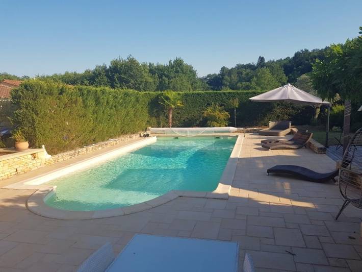 Location de vacances pour 2 personnes, avec jacuzzi et jardin ainsi que terrasse et piscine à Carsac-Aillac - 3