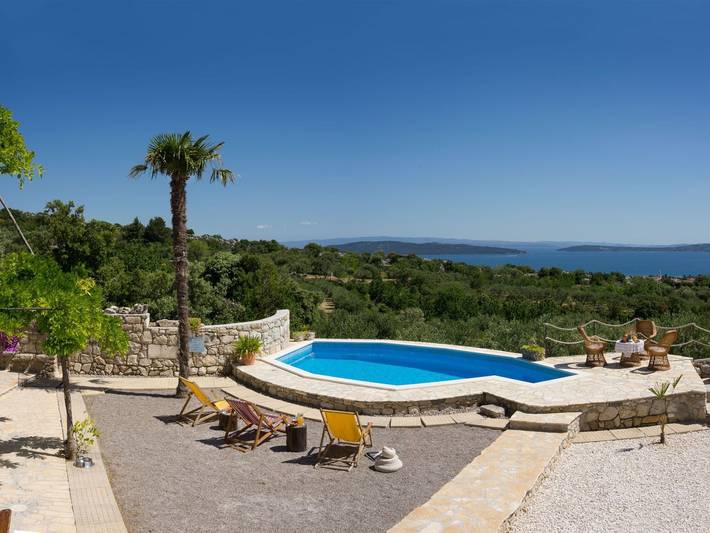 Ferienhaus für 4 Personen, mit Pool und Garten in Kaštela - 2