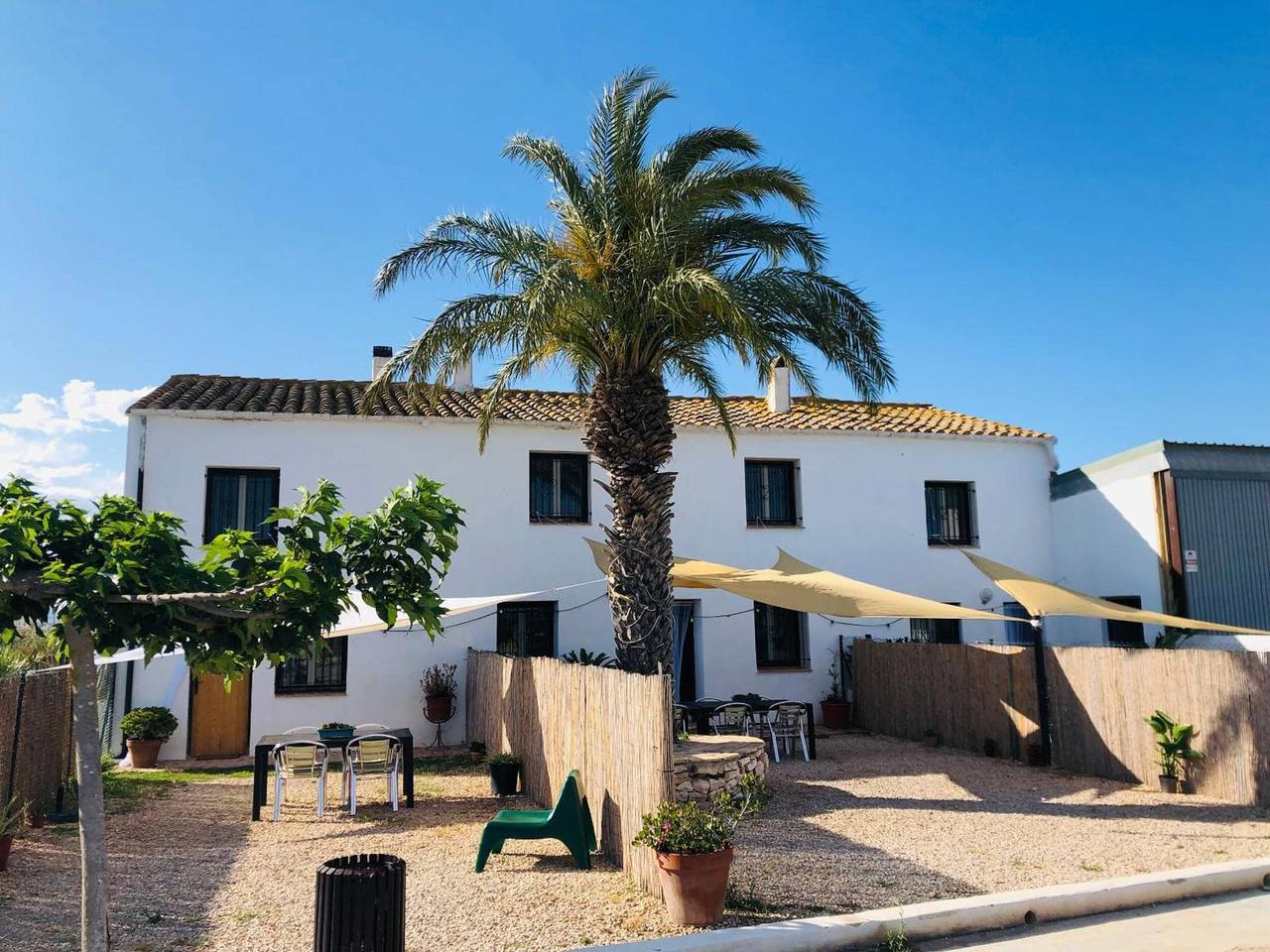 Casa rural 'Marisma' con piscina compartida, Wi-Fi y aire acondicionado in Tierras del Ebro, Costa Dorada