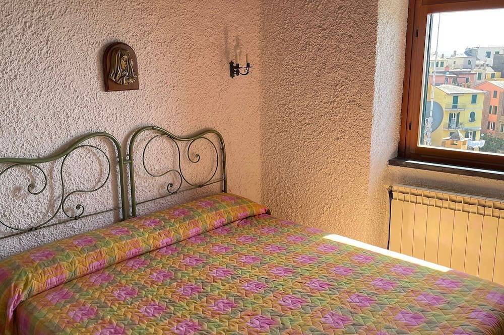 Entire apartment, Isola Apartment with terrace and Stunning sea view in Corniglia, Comune di Vernazza