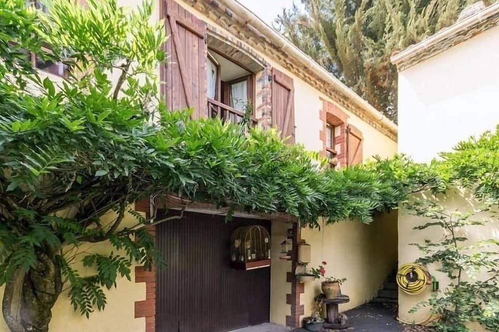 Gîte Rénové avec Étang, Proche Nantes, Wi-Fi, Équipements Bébé in Corcoué-sur-Logne, Région de Nantes