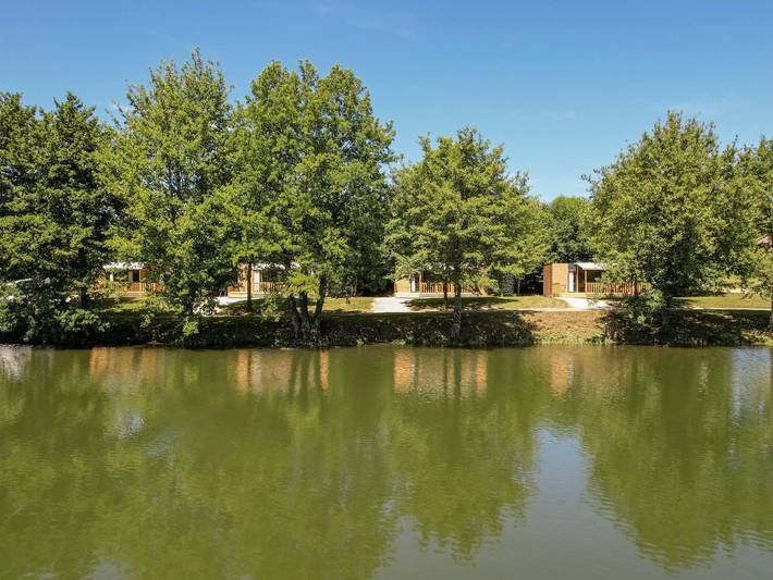 Chalet pour 6 personnes, avec jardin et piscine, adapté aux familles en Dordogne - 2