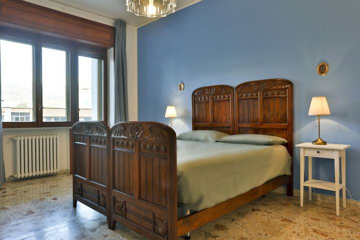 Appartamento intero, GuestHost - Casa Vita Roomy Apartment in Salerno, Costa tirrenica Campania