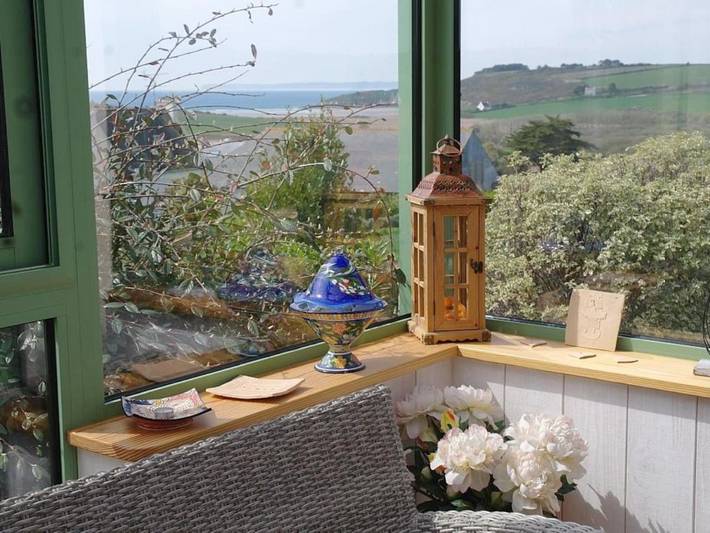 Location de vacances pour 8 personnes, avec Balcon et Terrasse ainsi que Jardin et Vue dans Plage Ty An Quer Plonevez Porzay