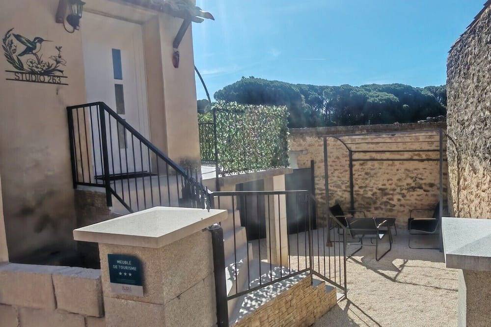 Apartamento entero, Studio 263 \"Studio with Provencal charm in Suze-la-Rousse - Calm & authenticity in Suze-la-Rousse, Región de Nyons