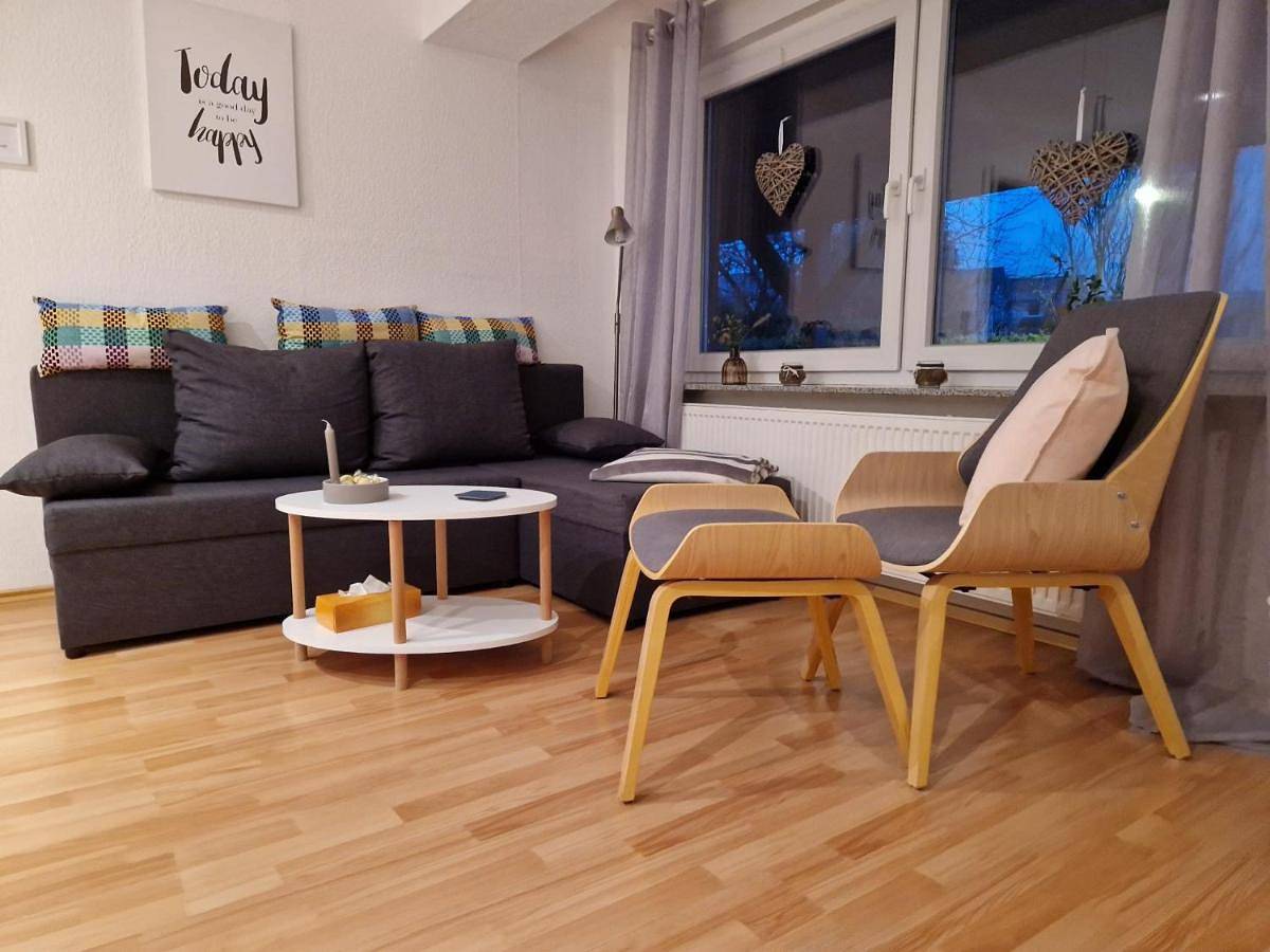 Ganze Wohnung, One-Bedroom Apartment in Oerlinghausen, Kreis Lippe