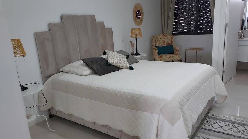 Chambre d’hôte pour 2 personnes, avec vue et terrasse dans São Vicente