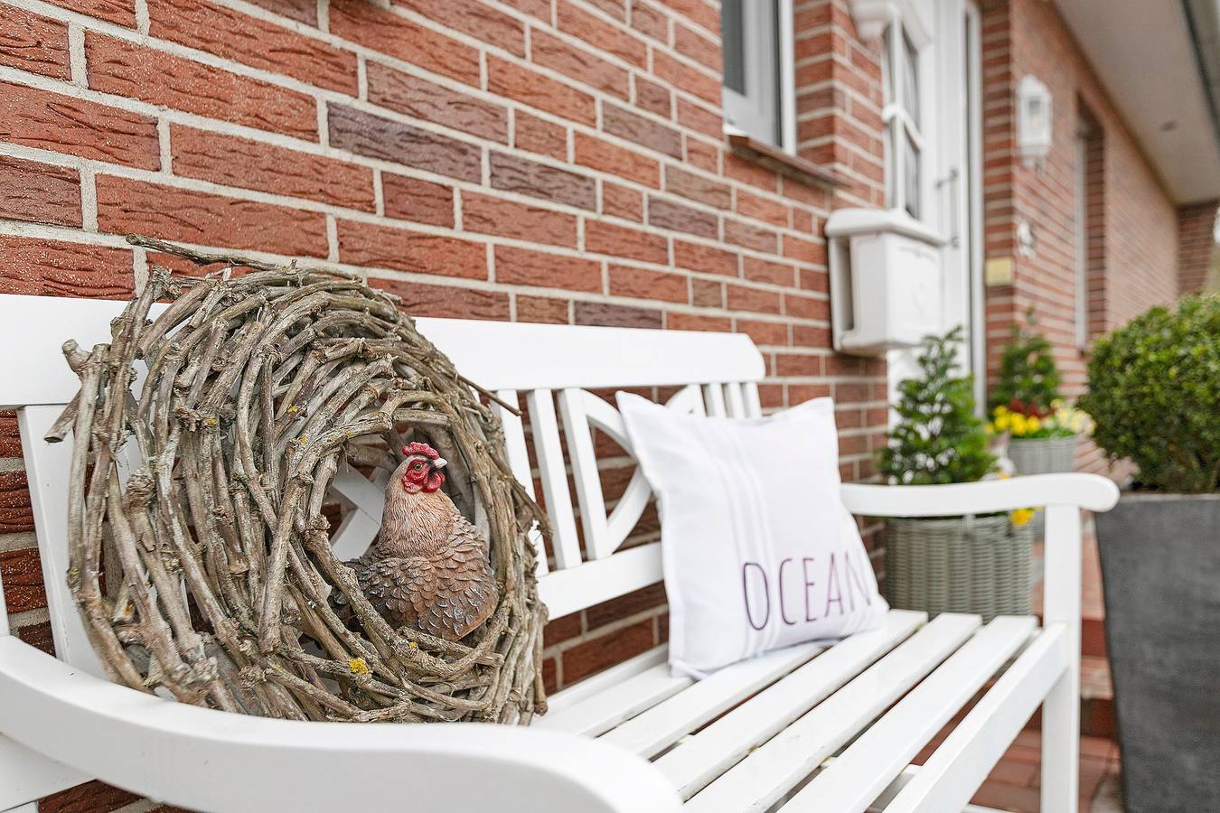 Ganze Wohnung, Ferienwohnung Neumann" mit Gemeinschaftsgarten, Balkon und Wi-Fi in Wesselburen, Nordseeküste