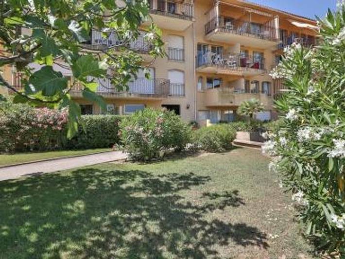 Appartement entier, Pierre & Vacances Residence Amandine - Appartement 6 personnes - 1 chambre + 1 coin nuit in Saint-Tropez, Côte méditerranéenne (France)
