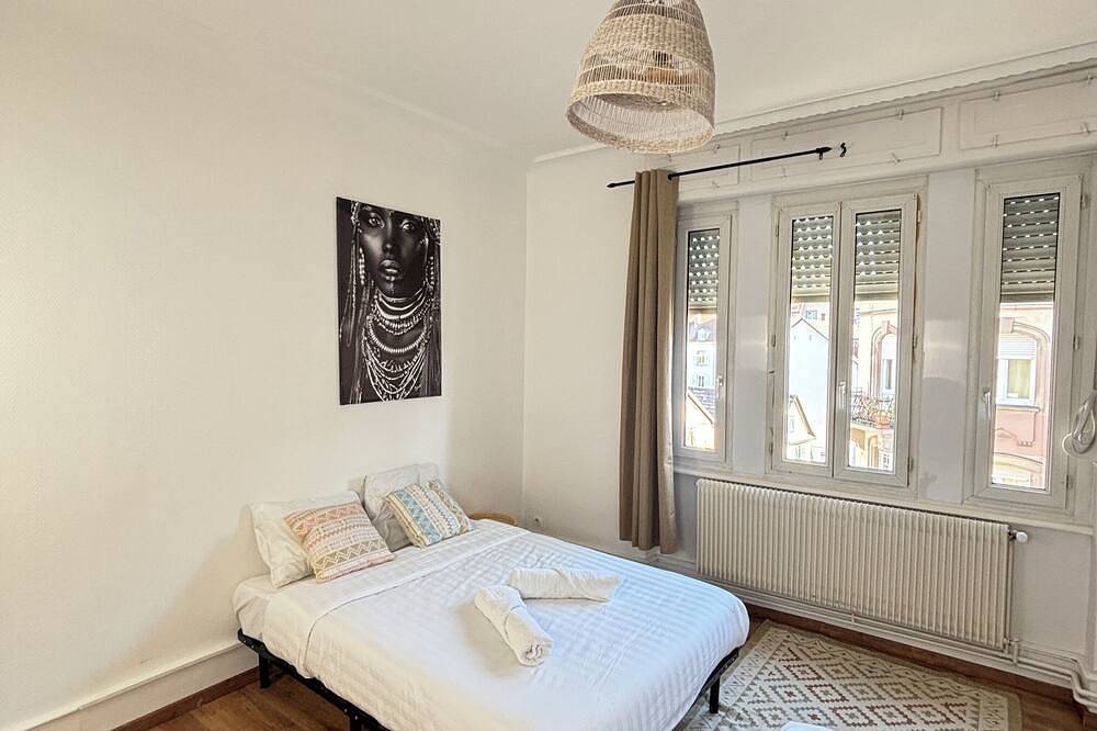 Entire apartment, Soh Rent appartement Cozy proche Strasbourg - 4p - Tv - wifi - Balcon in Schiltigheim, Strasbourg region