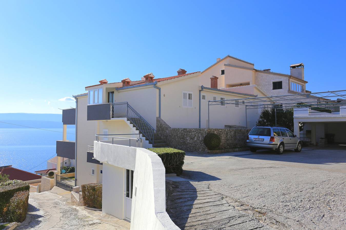 Ganze Wohnung, 2-Zimmer-Ferienwohnung mit Terrasse und Meerblick Stanici, Omis A-2763-c in Stanici, Omis-Riviera