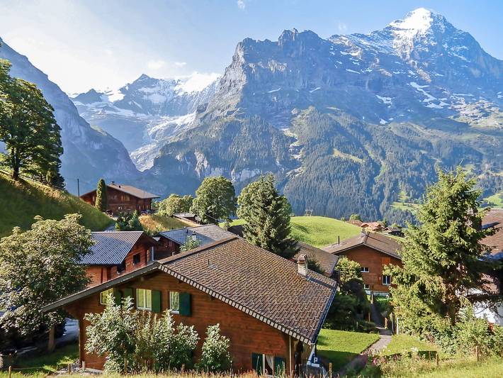 Hütte für 4 Personen, mit Balkon und Garten in Grindelwald