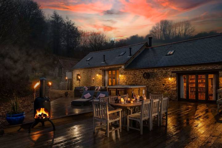 Holiday rental for 10 people, with Balcony and Terrace as well as Garden in Exmoor