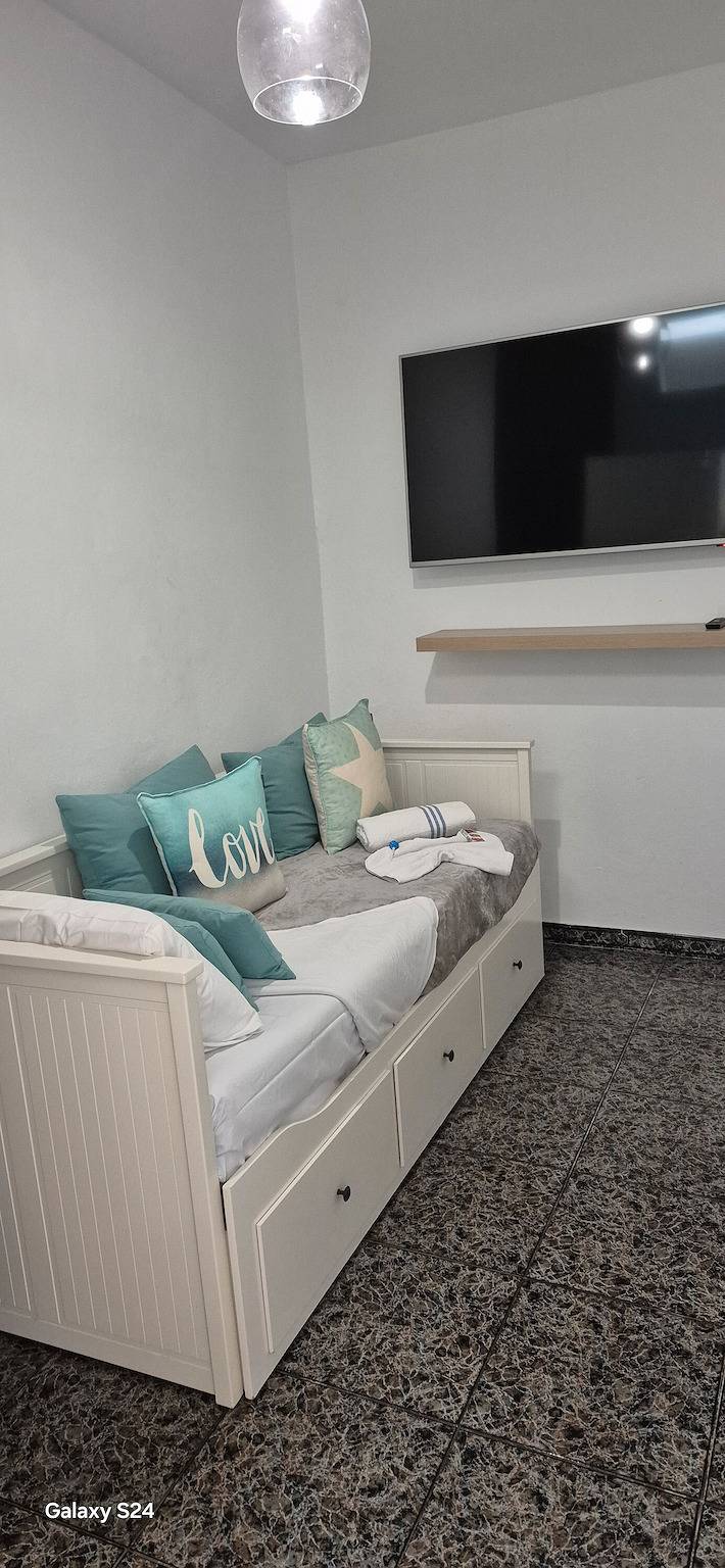 Ganze Wohnung, Apartment "Casa German Y Susanita" mit Terrasse; Parkplatz auf der Straße vorhanden, Haustiere erlaubt in La Lajita, Pájara