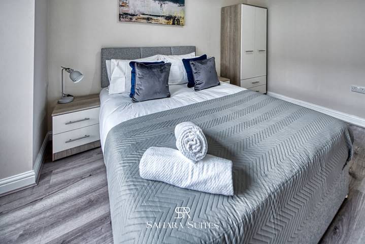 Holiday home for 10 people, with garden and terrace in Manchester