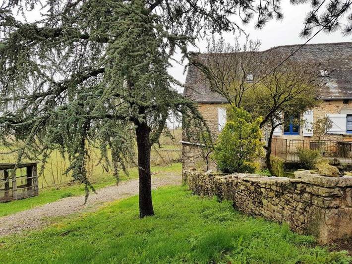 Gîte pour 4 personnes à Chasteaux