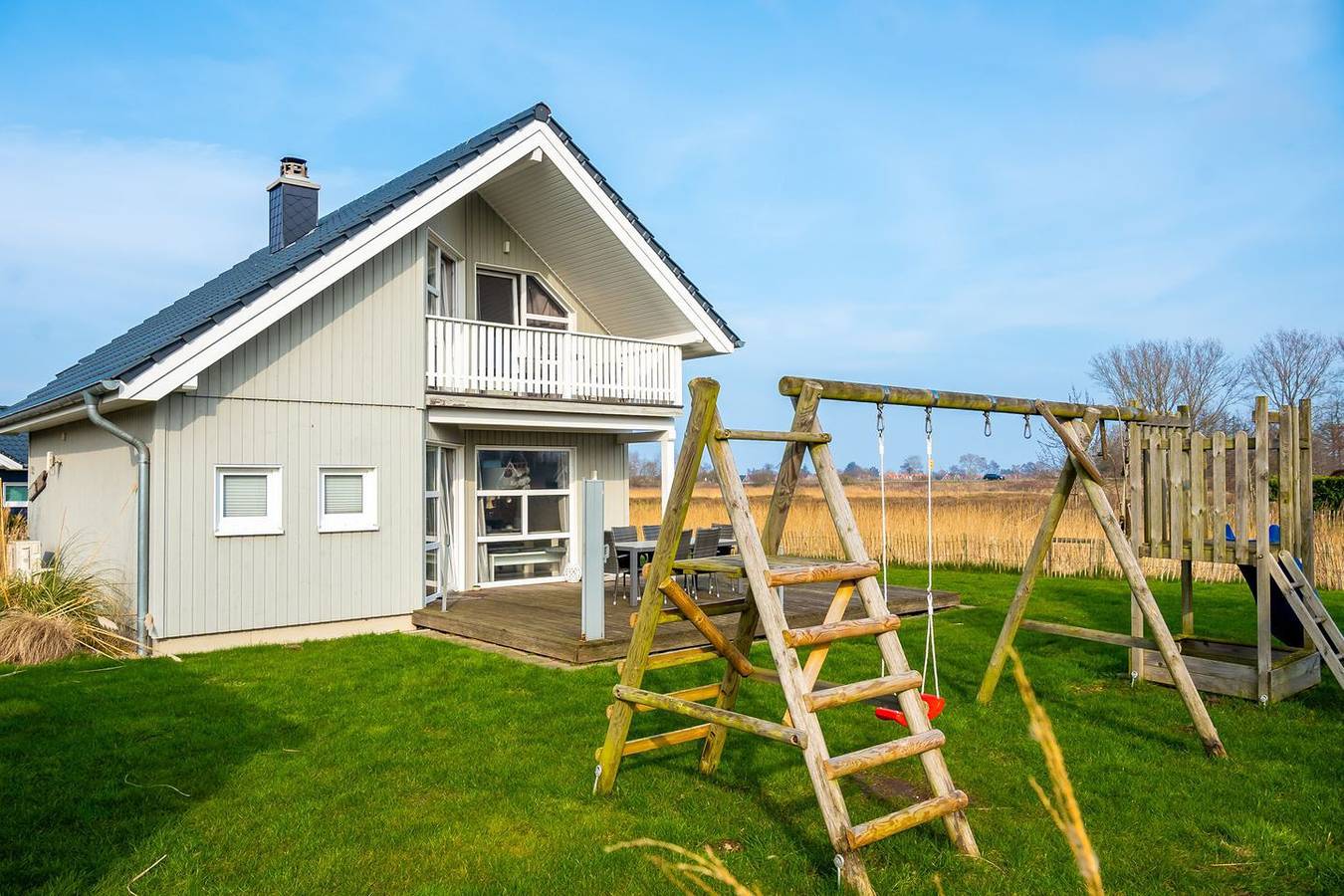 Ferienhaus Dünenhaus - Holm: Sauna, Strandkorb & 600 m zum Sandstrand in Holm, Schönberg