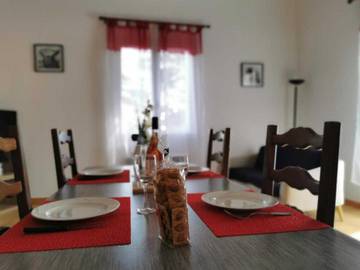 Gîte pour 6 personnes, avec jardin, animaux acceptés à Trilla