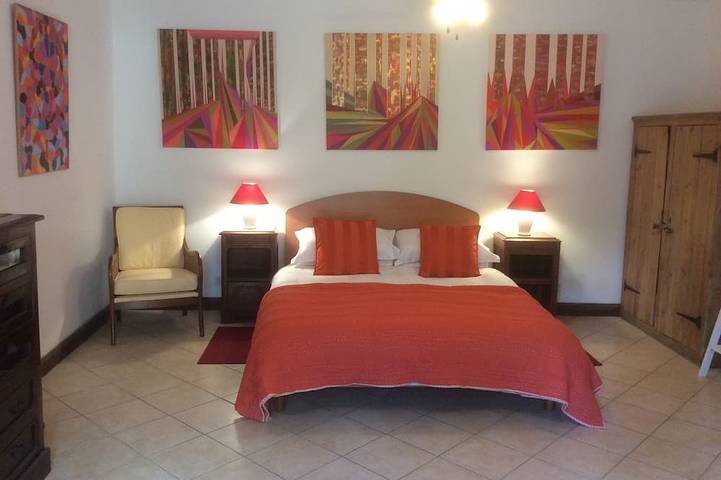 Gîte pour 3 personnes, avec terrasse et jardin à Gabillou - 3