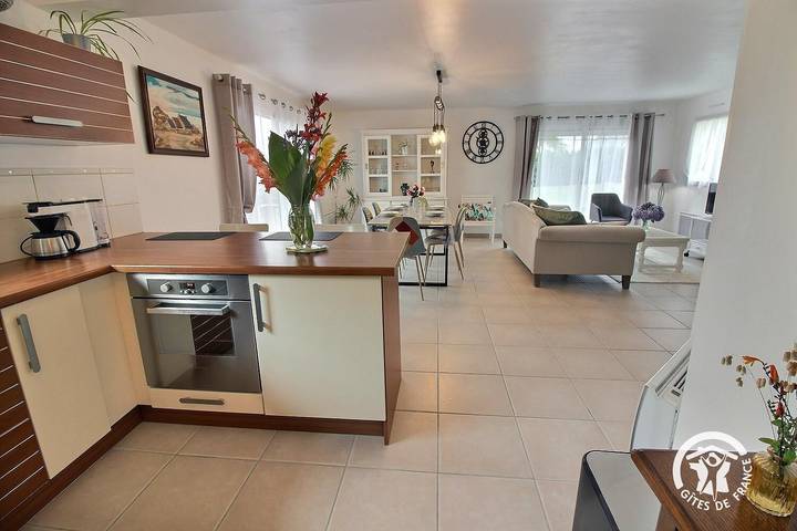Gîte pour 4 personnes, avec Terrasse ainsi que Jardin et Vue à Lannion - 4
