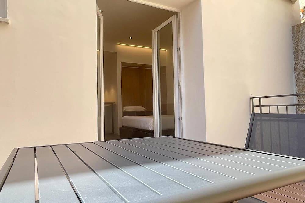Apartamento entero, Estudio Triple Deluxe con terraza in Bagheria, Provincia de Palermo