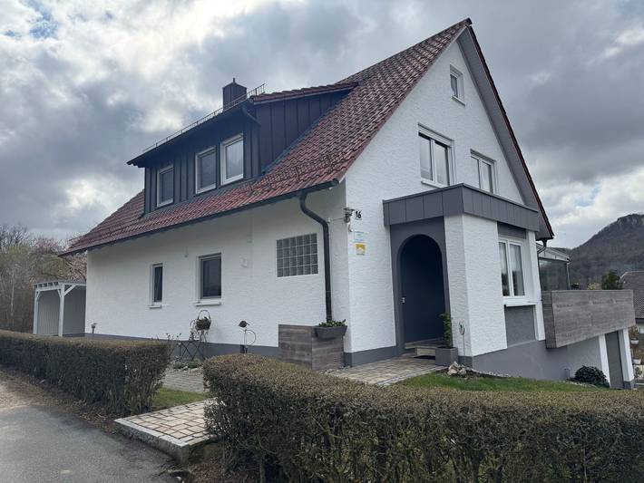 Ferienwohnung für 6 Personen, mit Ausblick und Garten, mit Haustier