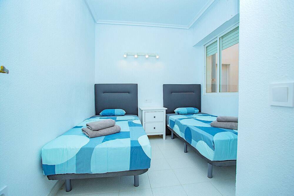 Apartamento entero, 050 La Mata Holiday - Alicante Holiday in Torrevieja, Costa Blanca