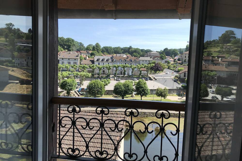 Les Gîtes Cantaliens in Laroquebrou, Aurillac region