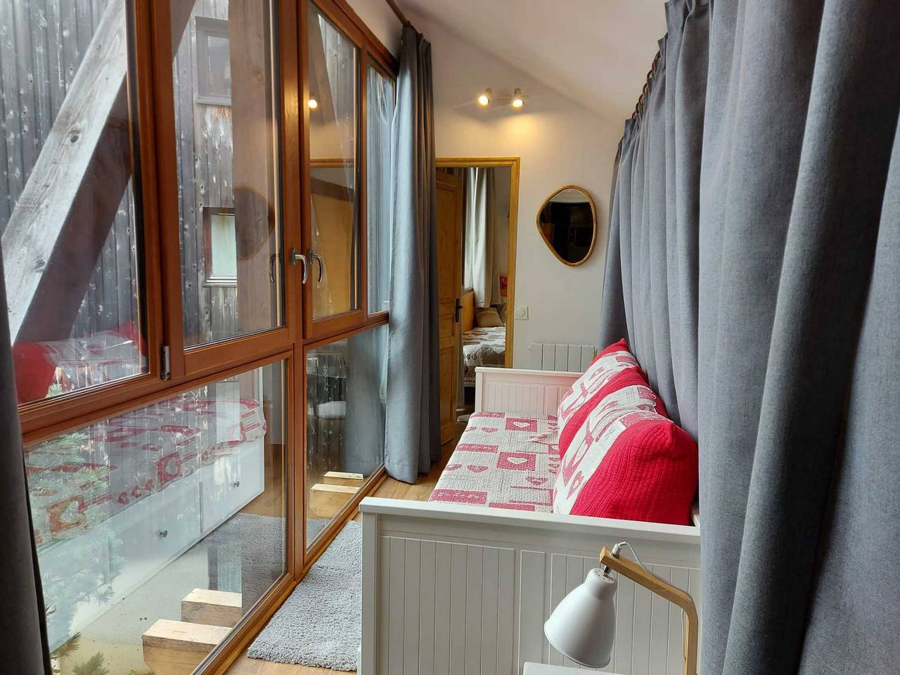 Entire apartment, Stunning Duplex for 8 in Avoriaz - Prime location, internet, close to Esf in Morzine, Les Portes du Soleil