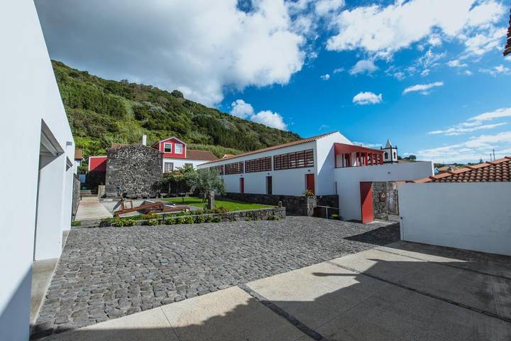 Gîte pour 3 personnes, avec vue ainsi que jardin et terrasse à Lajes do Pico - 4