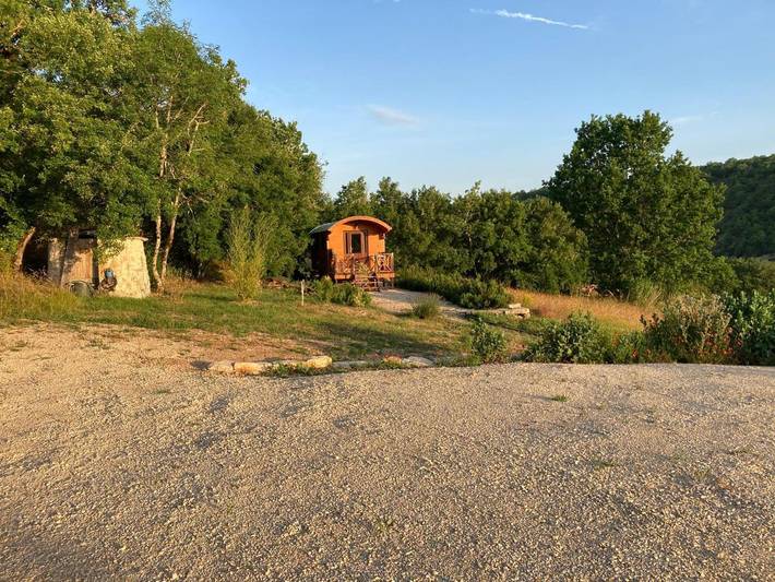 Location de vacances pour 8 personnes, avec vue ainsi que piscine et jardin, animaux acceptés à Cahors - 3