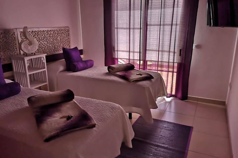 Absolute Tranquility, Comfortable And Central Location. in Gran Tarajal, Fuerteventura