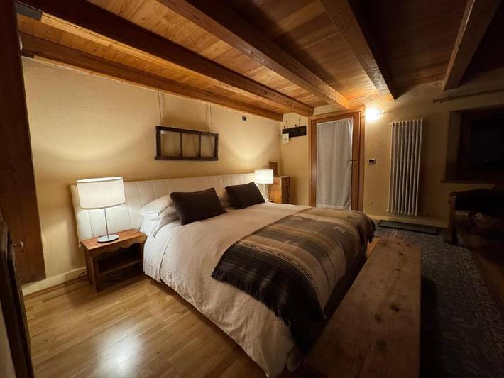 Chambre d’hôte pour 2 personnes, avec vue et jardin