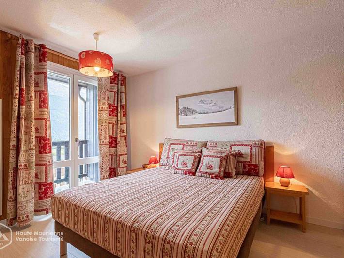 Gîte pour 5 personnes, avec balcon dans Office De Tourisme La Maison D Aussois - 4