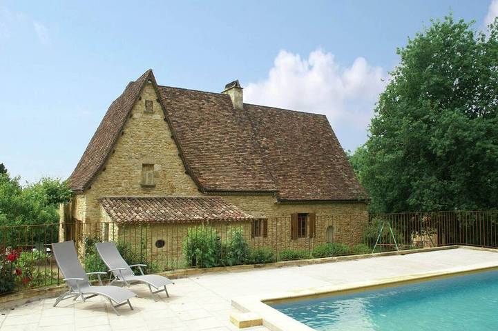 Maison de vacances pour 6 personnes, avec terrasse et jardin à Cénac-et-Saint-Julien