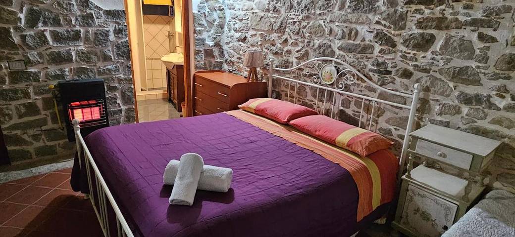 Location de vacances pour 4 personnes, avec Vue à Montalbano Elicona