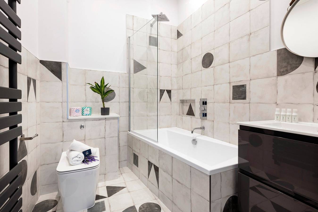 Entire apartment, Modern and Bright Highgate Gem in Haringey, London