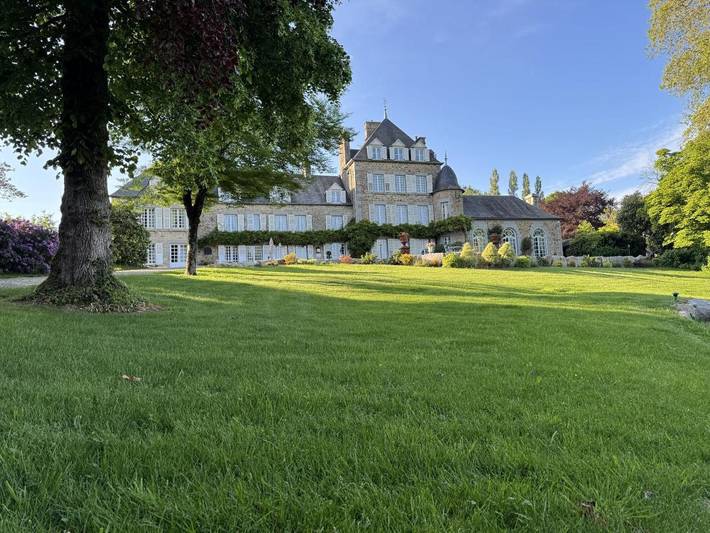Chambre d’hôte pour 3 personnes, avec vue ainsi que terrasse et jardin