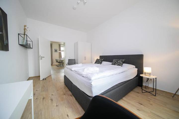 Ferienwohnung für 3 Personen, mit Garten in Neuss - 2