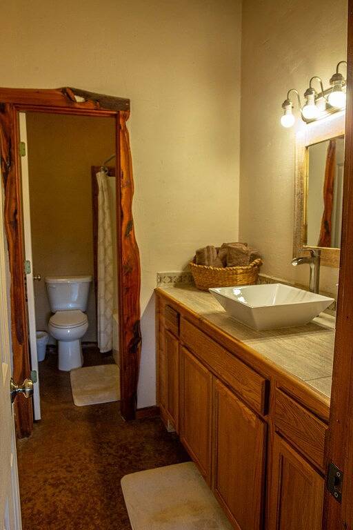 Großgruppenvermietung! Mieten Sie alle 4 unserer Einzelkabinen für absolute Privatsphäre! in Uvalde County