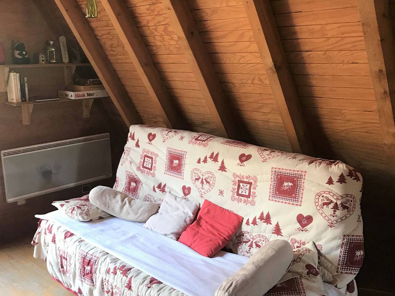 3-Room Chalet with Terrace and Free Parking in La Joue du Loup, Le Dévoluy