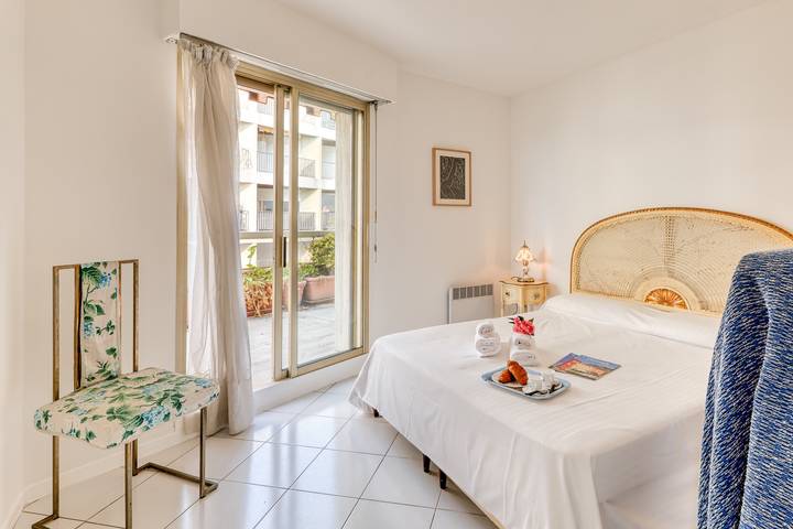 Gîte pour 4 personnes, avec vue sur l’océan ainsi que piscine et terrasse dans Port de Menton Garavan - 4