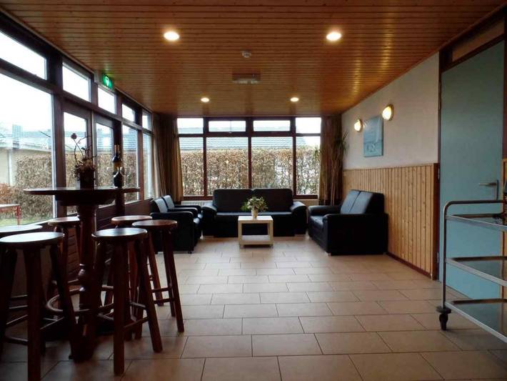 Ferienhaus für 16 Personen, mit Terrasse und Garten in Ellemeet - 4