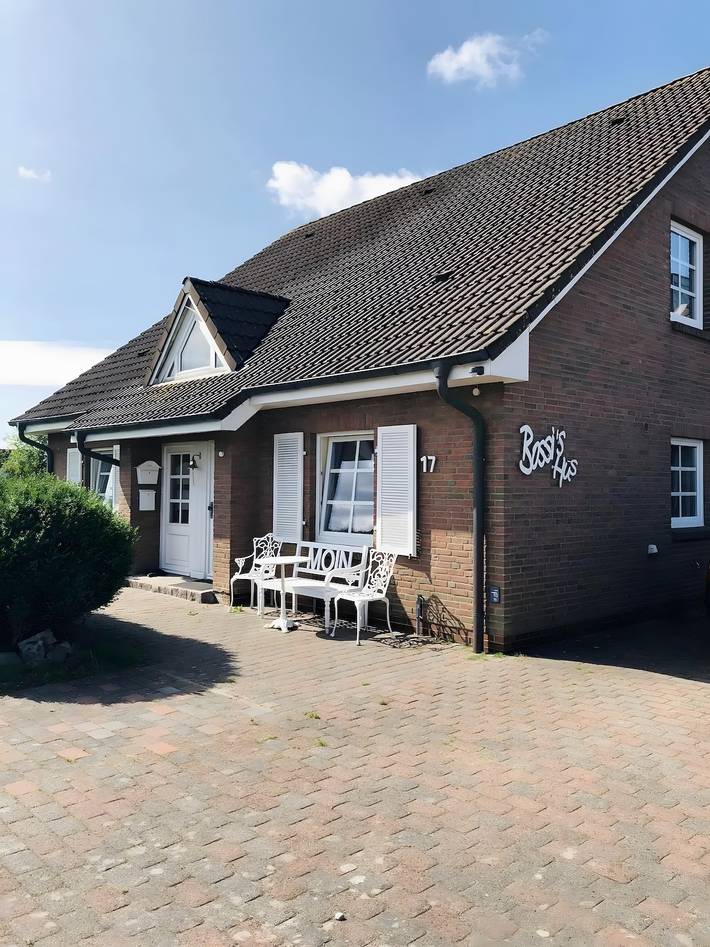 Ganze Wohnung, "Ferienwohnung Ebbe" mit privater Terrasse, Gemeinschaftsgarten und Wi-Fi in Rodenäs, Nordfriesland