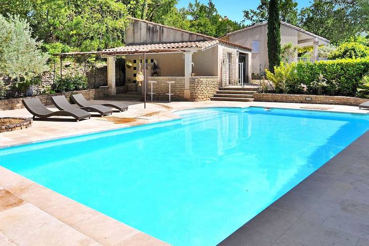 Maison de vacances pour 9 personnes, avec terrasse à Lacoste