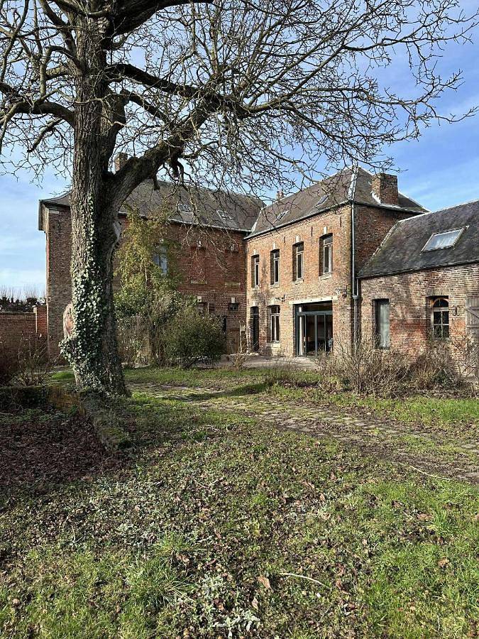 Gîte pour 2 personnes, avec jardin et terrasse à Beauquesne