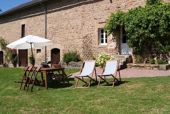 Gîte pour 4 personnes, avec terrasse ainsi que piscine et jardin dans la Creuse - 2