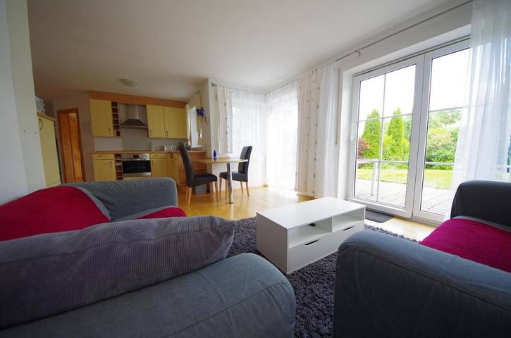 Gîte pour 3 personnes, avec jardin ainsi que vue et piscine à Neukirch