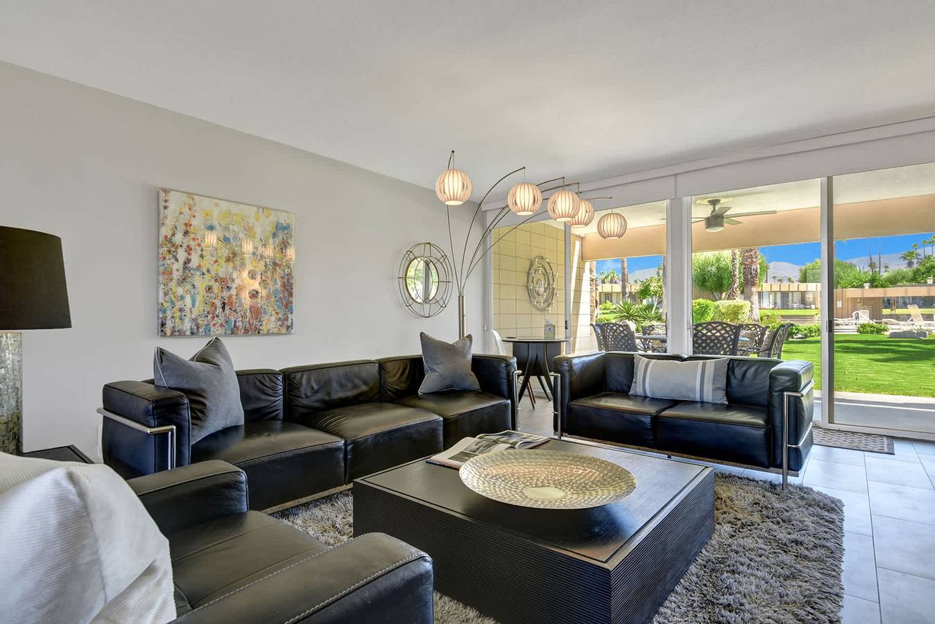 Apartamento entero, Modern Krisel Retreat with Mountain Views   Pool A in Palm Desert, Coachella Valley
