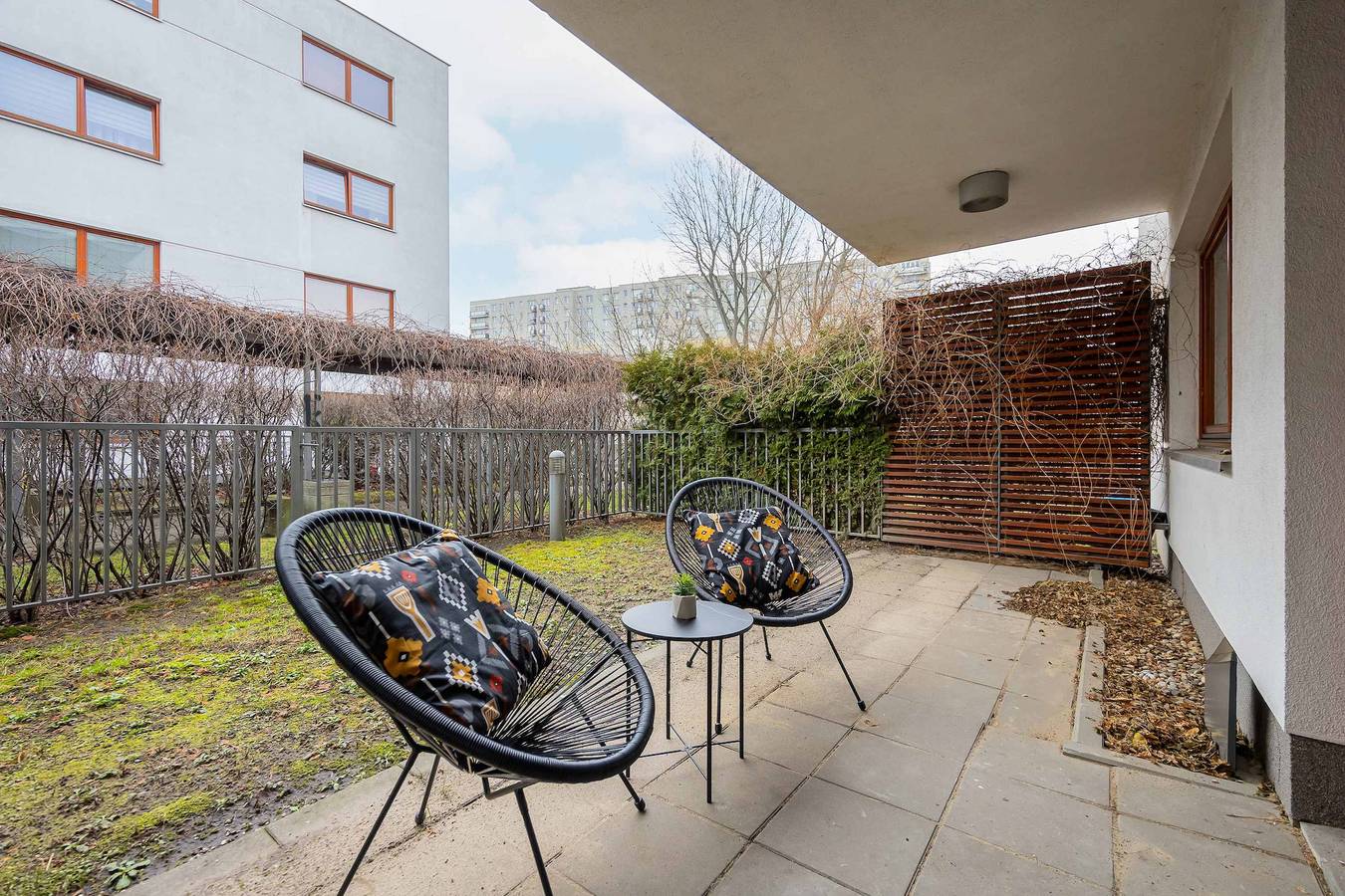 Appartamento intero, Bright Apartment with Garden | Parking and Workspace in Targówek, Varsavia